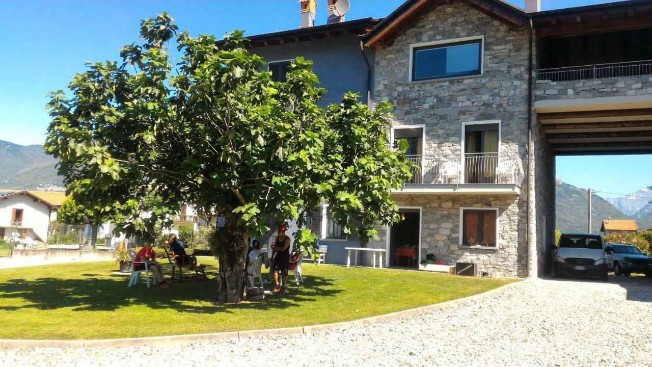 Casa Vacanze Zia Vivina B N Sorico Buitenkant foto